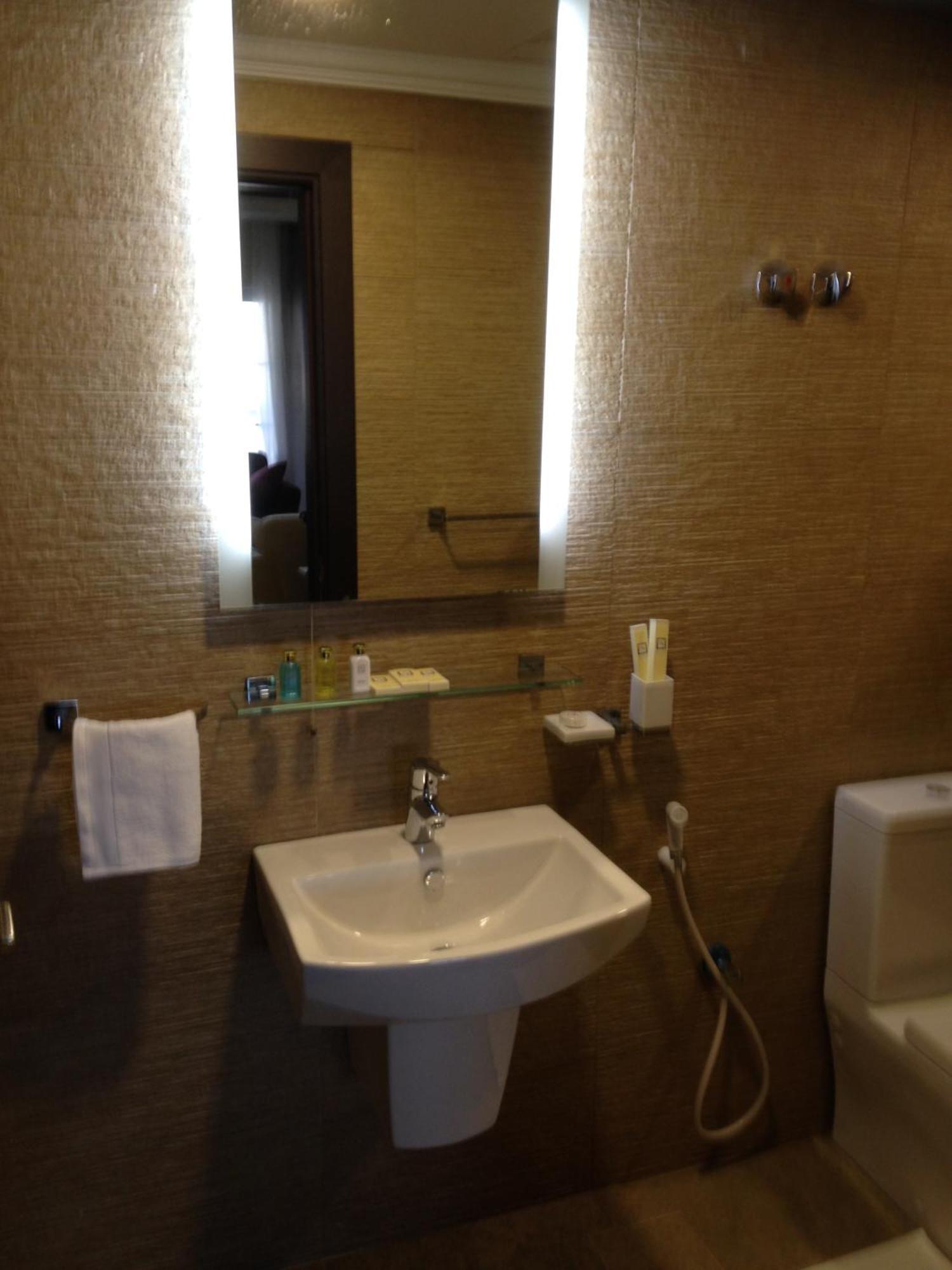 Adams Hotel Kuwait City Quarto foto