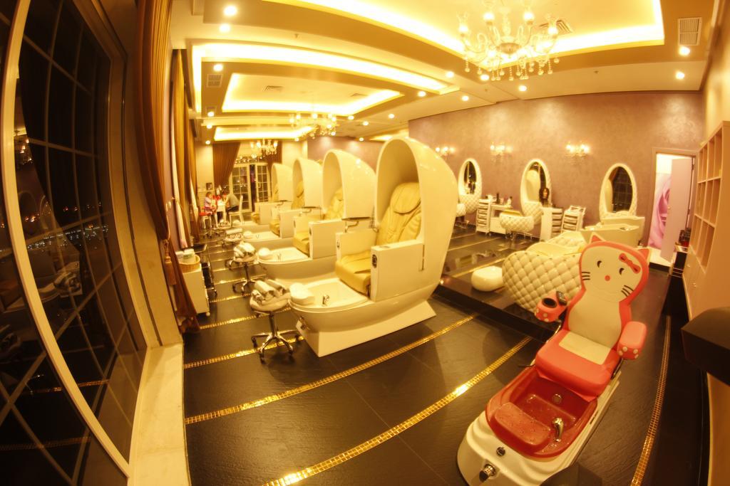 Adams Hotel Kuwait City Exterior foto