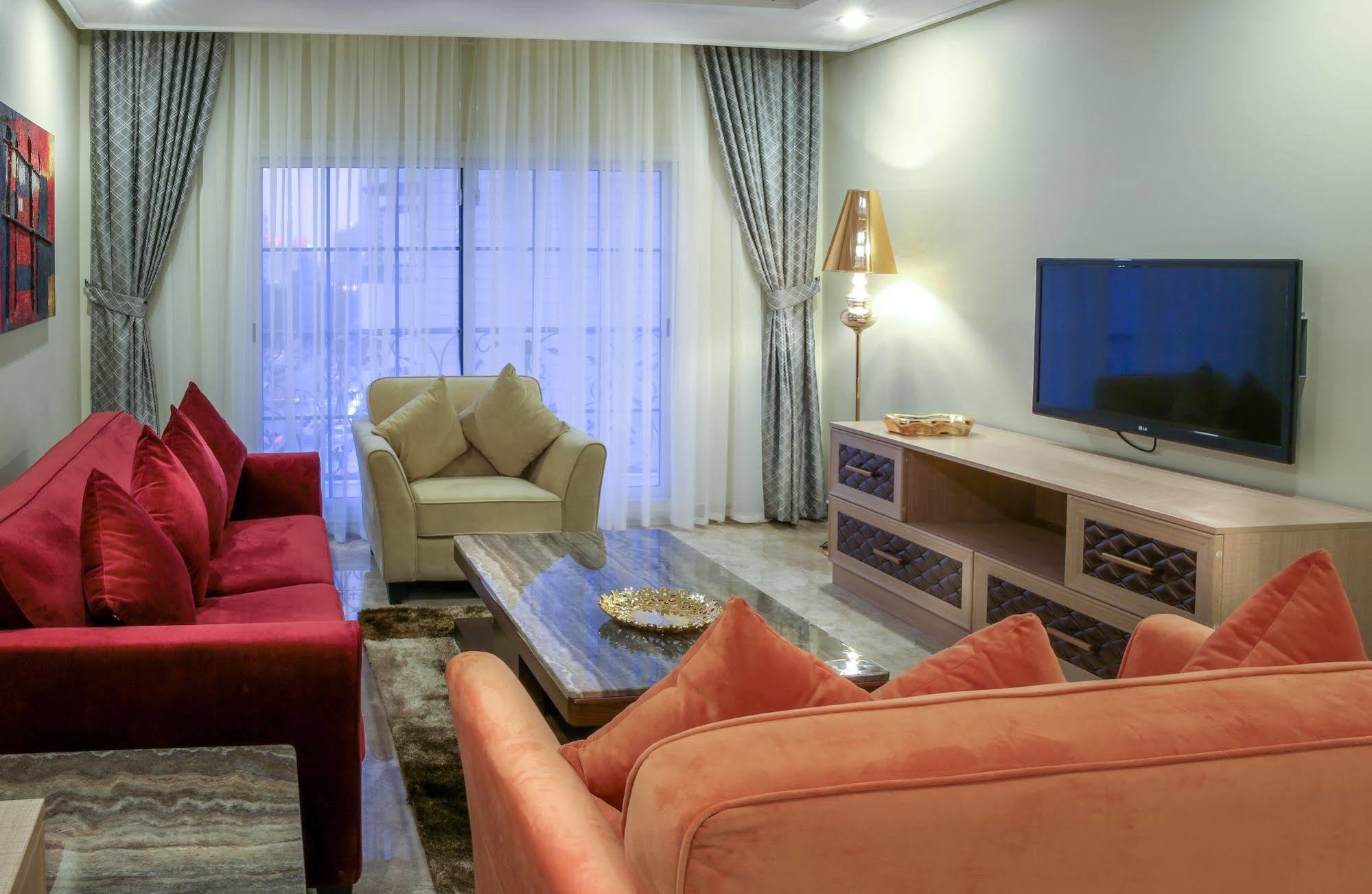 Adams Hotel Kuwait City Exterior foto